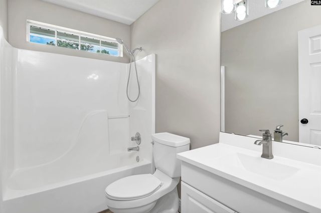 1820 Johnson Marina Road, Chapin, SC 29036