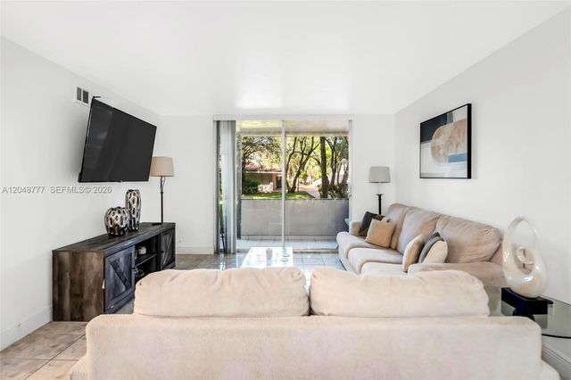 8501 NW 8th Street 110, Miami, FL 33126