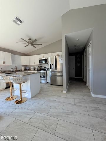 100 NW 13th PL, Cape Coral, FL 33993
