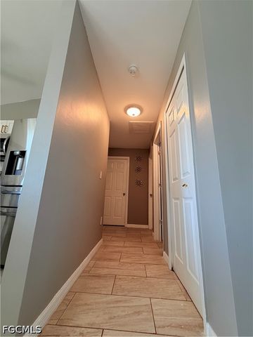 100 NW 13th PL, Cape Coral, FL 33993