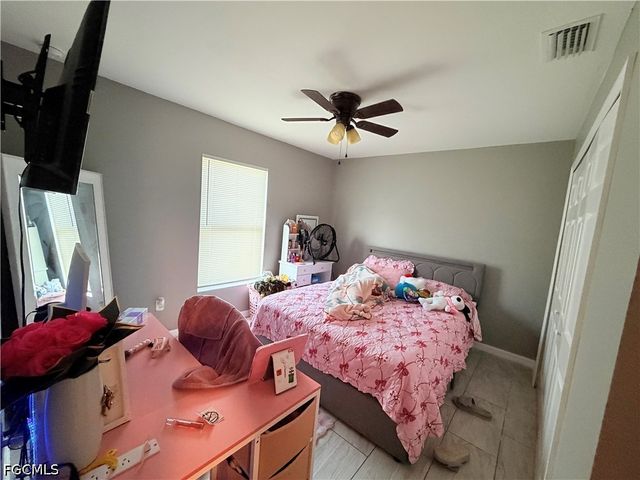 100 NW 13th PL, Cape Coral, FL 33993