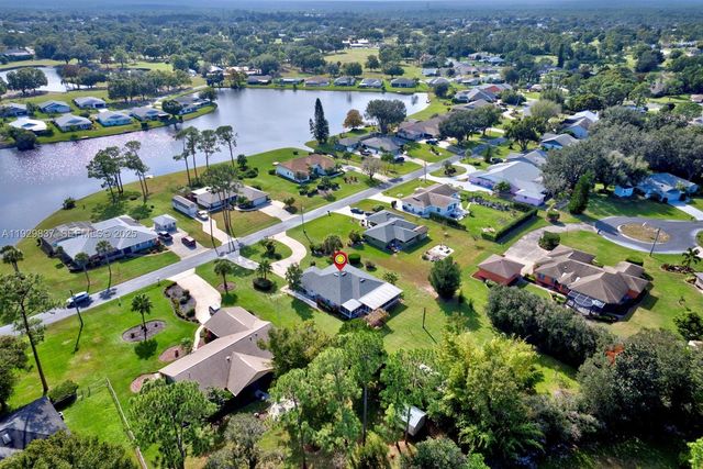 3613 Divot Rd, Sebring, FL 33872