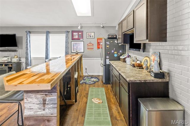 1104 N Smiley Street, O'fallon, IL 62269