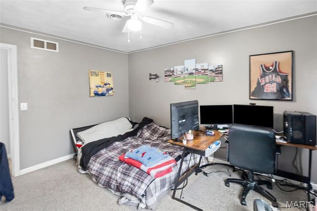 1104 N Smiley Street, O'fallon, IL 62269