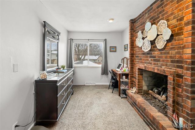 1104 N Smiley Street, O'fallon, IL 62269