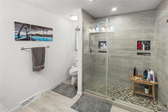 1104 N Smiley Street, O'fallon, IL 62269