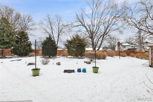 1104 N Smiley Street, O'fallon, IL 62269