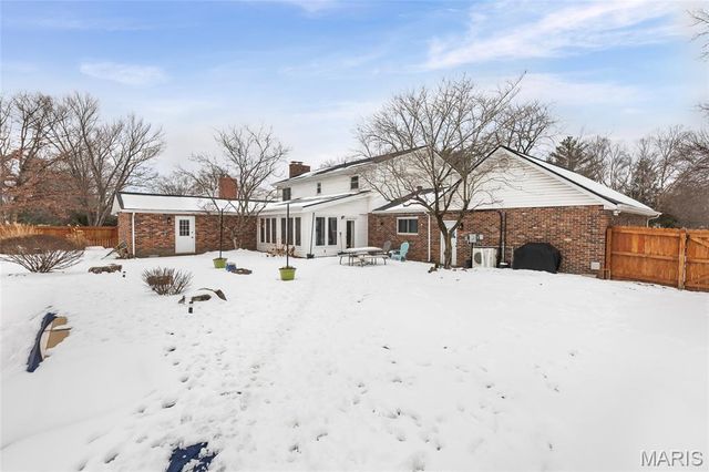 1104 N Smiley Street, O'fallon, IL 62269