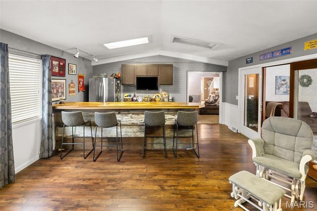 1104 N Smiley Street, O'fallon, IL 62269