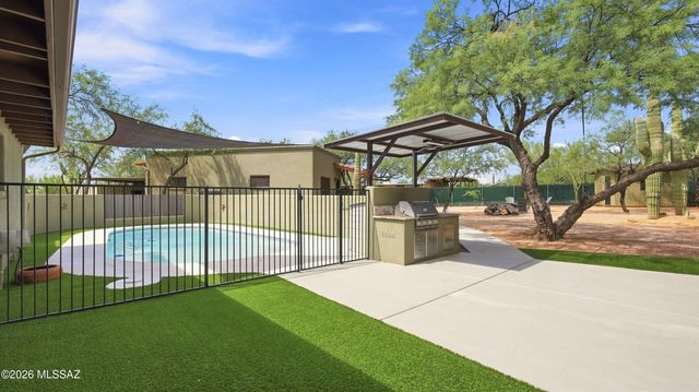 3043 N Sarsaparilla Place, Tucson, AZ 85749