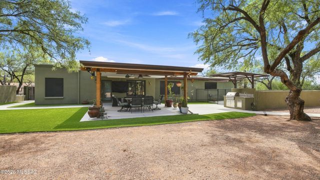 3043 N Sarsaparilla Place, Tucson, AZ 85749