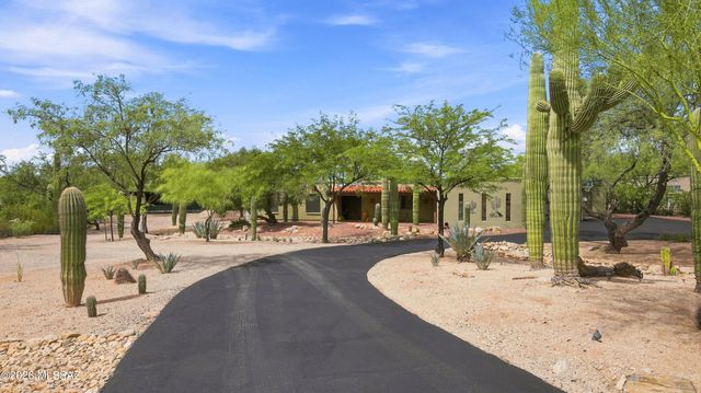 3043 N Sarsaparilla Place, Tucson, AZ 85749