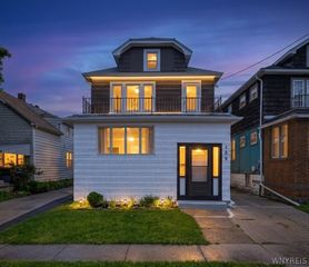 129 Ridge Park Avenue, Cheektowaga, NY 14211