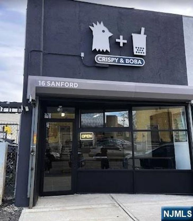 16 Sanford, East Orange, NJ 07017