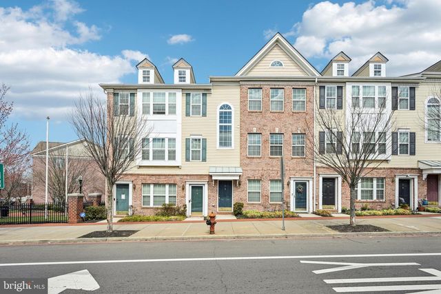 6 LALOR ST, Trenton, NJ 08611