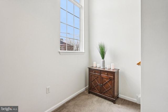 6 LALOR ST, Trenton, NJ 08611