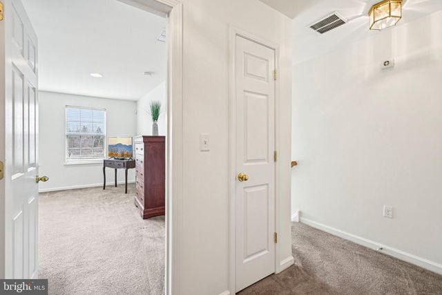 6 LALOR ST, Trenton, NJ 08611