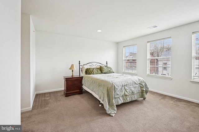 6 LALOR ST, Trenton, NJ 08611