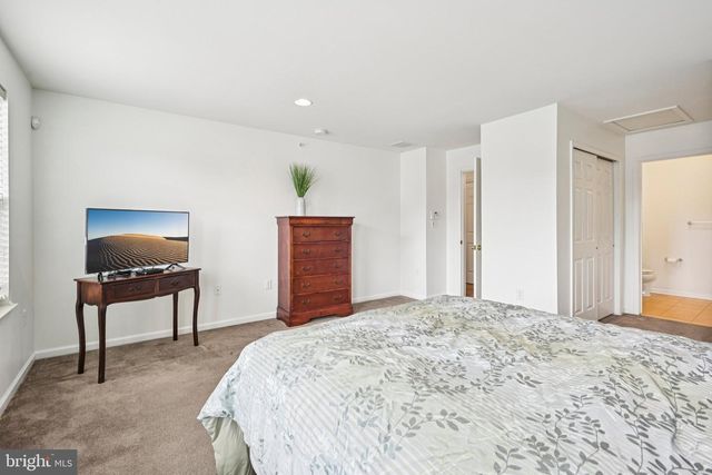 6 LALOR ST, Trenton, NJ 08611