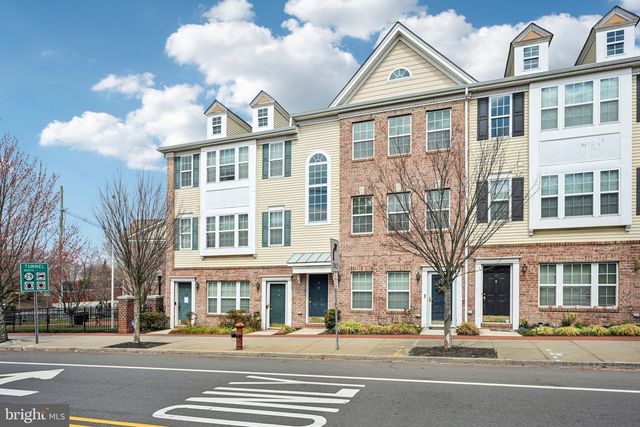 6 LALOR ST, Trenton, NJ 08611