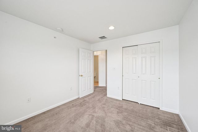 6 LALOR ST, Trenton, NJ 08611