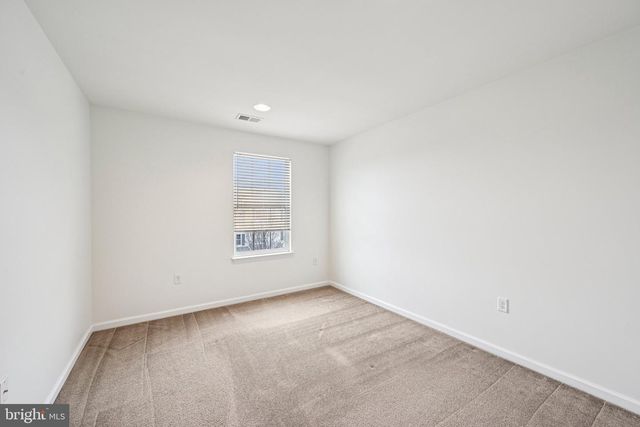 6 LALOR ST, Trenton, NJ 08611