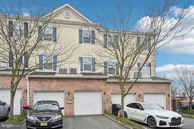 6 LALOR ST, Trenton, NJ 08611