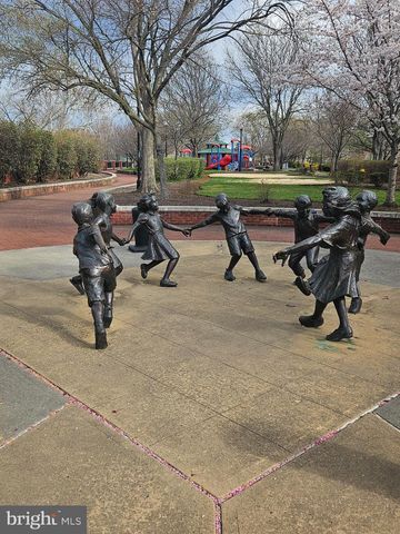 6 LALOR ST, Trenton, NJ 08611