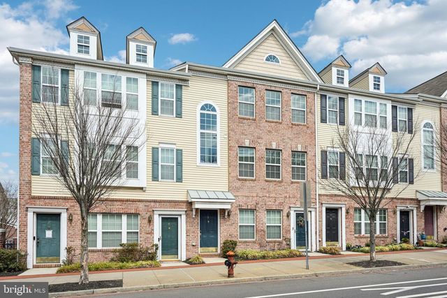 6 LALOR ST, Trenton, NJ 08611