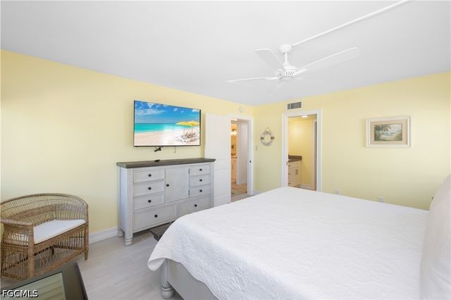 1341 Middle Gulf DR 1A, Sanibel, FL 33957