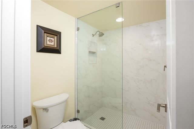 1341 Middle Gulf DR 1A, Sanibel, FL 33957