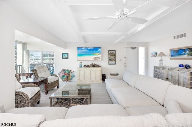 1341 Middle Gulf DR 1A, Sanibel, FL 33957