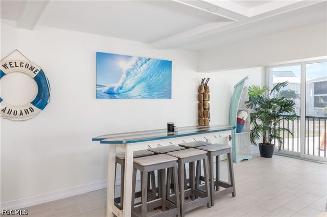 1341 Middle Gulf DR 1A, Sanibel, FL 33957