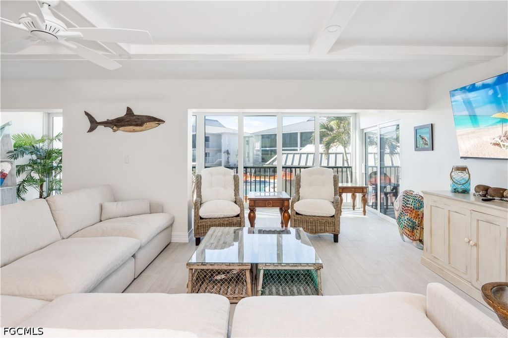 1341 Middle Gulf DR 1A, Sanibel, FL 33957