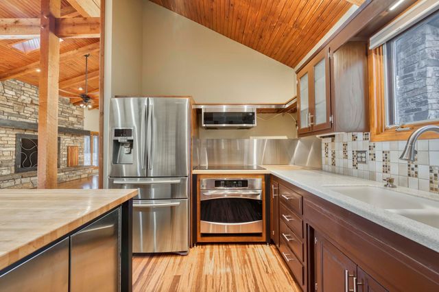 3562 S State Highway J, Springfield, MO 65809