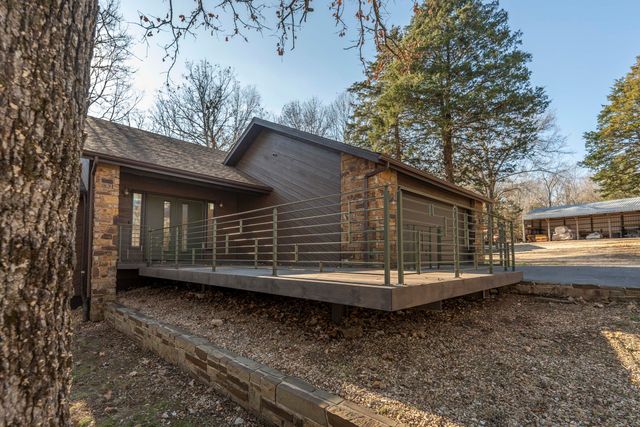 3562 S State Highway J, Springfield, MO 65809