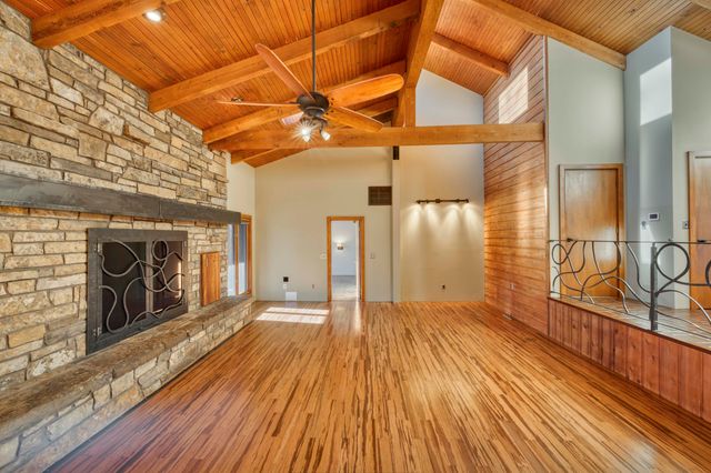 3562 S State Highway J, Springfield, MO 65809