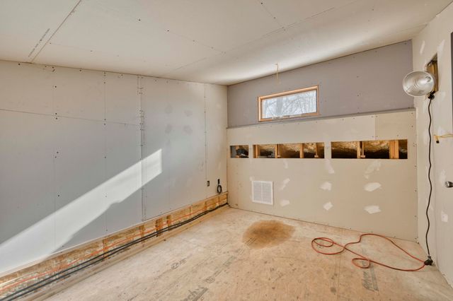 3562 S State Highway J, Springfield, MO 65809