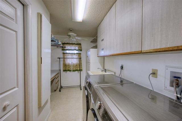 3908 OAK GROVE DRIVE, Sarasota, FL 34243