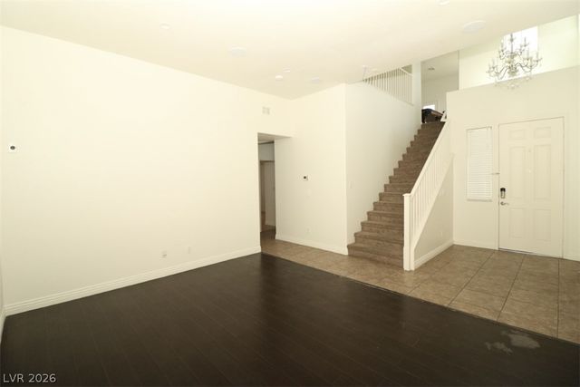 9825 Emerald Twilight Street, Las Vegas, NV 89178