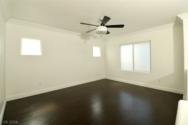 9825 Emerald Twilight Street, Las Vegas, NV 89178