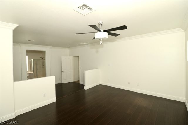 9825 Emerald Twilight Street, Las Vegas, NV 89178