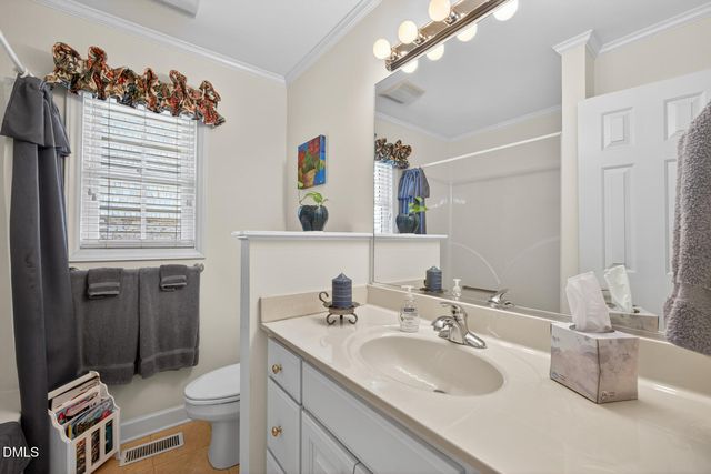 13 Hickory, Elon, NC 27244