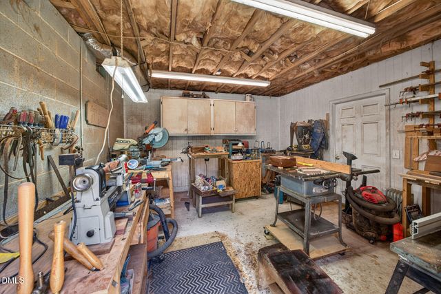 13 Hickory, Elon, NC 27244