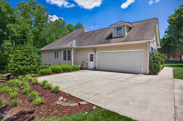 13 Hickory, Elon, NC 27244