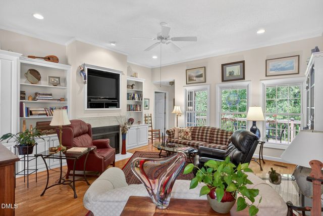 13 Hickory, Elon, NC 27244
