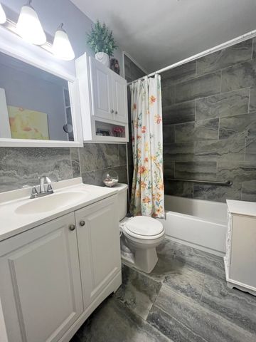 226 DURHAM E 226, Deerfield Beach, FL 33442