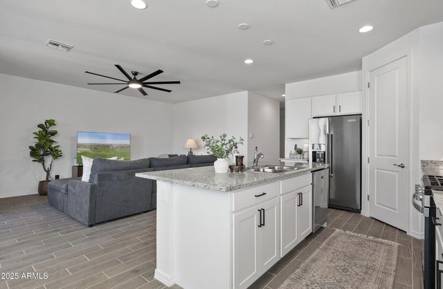 11224 E UNGER Avenue, Mesa, AZ 85212