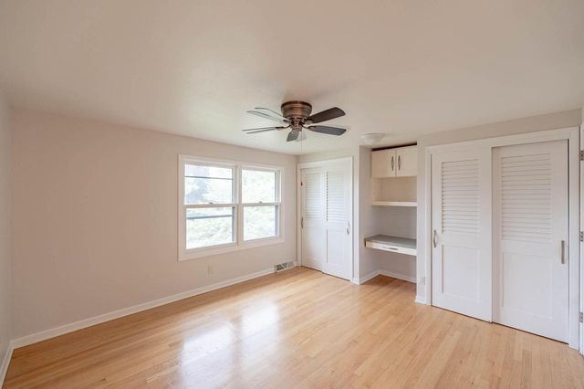12740 Eden TRAIL, New Berlin, WI 53151