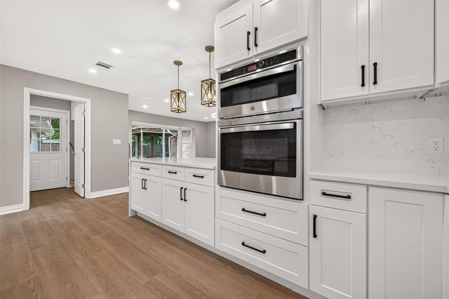 1722 Shannon Valley Drive, Houston, TX 77077